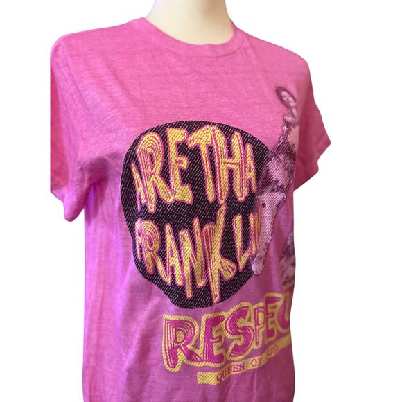 Aretha Franklin Queen of Soul Respect Tee, Pink Size Small, NWOT - Picture 2 of 5
